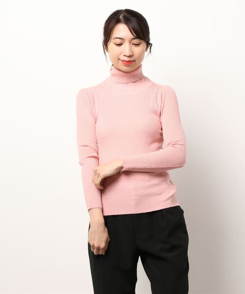 Jasmine Grandiflorum（ジャスミングランディフローラム）の「【Jasmine】何にでも合わせられて使いやすいタートルネックニット（ニット/セーター・レディース・ホワイト/ブラック/ベージュ/パープル/グレー/オフホワイト/ピンク/イエロー/グリーン/ワイン・FREE）」の14枚目の写真