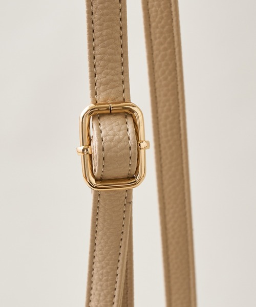 DISCOAT(ディスコート)の「バニティバッグ(ショルダーバッグ・レディース・ベージュ/ブラック/キャメル・FREE)」の15枚目の写真