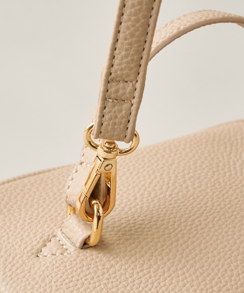 DISCOAT(ディスコート)の「バニティバッグ(ショルダーバッグ・レディース・ベージュ/ブラック/キャメル・FREE)」の16枚目の写真