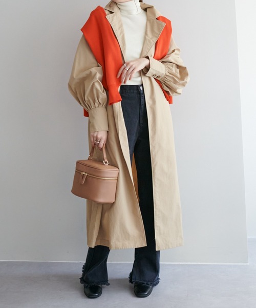 DISCOAT(ディスコート)の「バニティバッグ(ショルダーバッグ・レディース・ベージュ/ブラック/キャメル・FREE)」の11枚目の写真