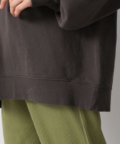 LOWRYS FARM（ローリーズファーム）の「ウラケロゴプルオーバーＬＳ　263020（スウェット・レディース・チャコールグレー/グリーン/オフホワイト/グレー・FREE）」の15枚目の写真