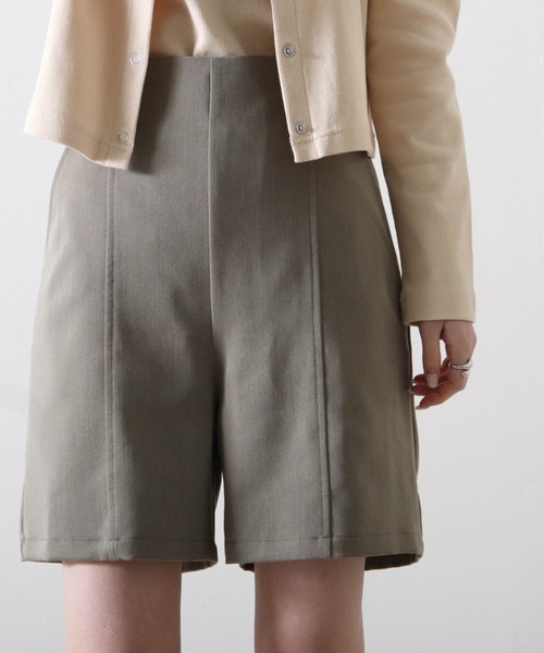 Cheek（チーク）の「TRショートパンツ（その他パンツ・レディース・ベージュ/カーキ/アイボリー・MEDIUM）」の3枚目の写真