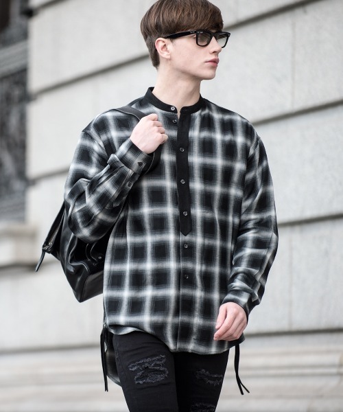 Buffalo Bobs(バッファローボブズ)の「KURUA-CHECK(クルタ-チェック)ビッグシルエット チェック シャツ(シャツ/ブラウス・メンズ・グレー/レッド/ブラック・2-3/1-2)」の2枚目の写真