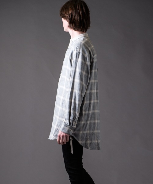 Buffalo Bobs(バッファローボブズ)の「KURUA-CHECK(クルタ-チェック)ビッグシルエット チェック シャツ(シャツ/ブラウス・メンズ・グレー/レッド/ブラック・2-3/1-2)」の6枚目の写真