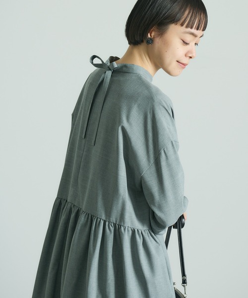 PUAL CE CIN（ピュアルセシン）の「【Du noir】後ろリボンワンピース（ワンピース・レディース・グレー/ブラック・FREE）」の2枚目の写真
