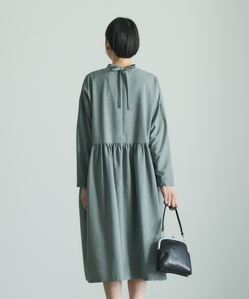 PUAL CE CIN（ピュアルセシン）の「【Du noir】後ろリボンワンピース（ワンピース・レディース・グレー/ブラック・FREE）」の6枚目の写真