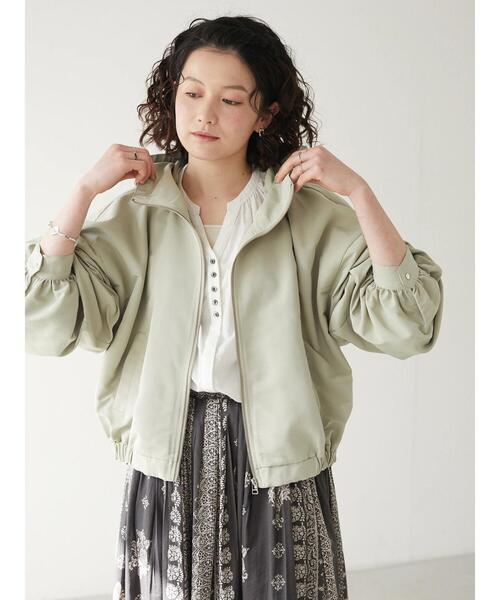 CRAFT STANDARD BOUTIQUE（クラフトスタンダードブティック）の「ボリュームギャザーフードジャケット　＊（マウンテンパーカー・レディース・ブラック/ベージュ/ライトカーキ・FREE）」の6枚目の写真