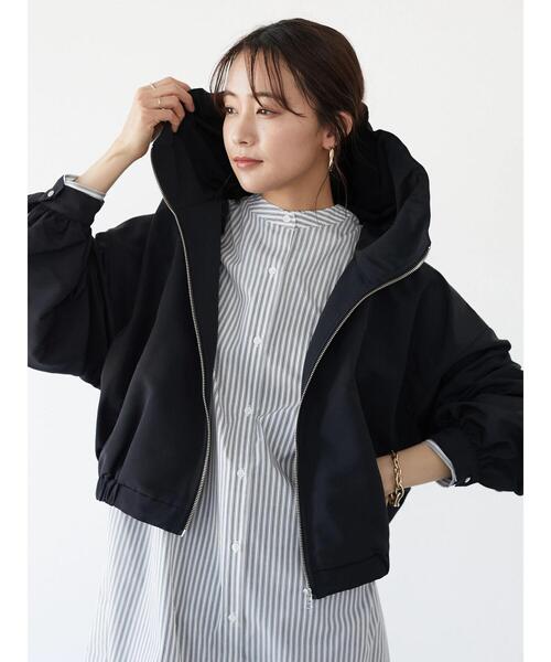 CRAFT STANDARD BOUTIQUE（クラフトスタンダードブティック）の「ボリュームギャザーフードジャケット　＊（マウンテンパーカー・レディース・ブラック/ベージュ/ライトカーキ・FREE）」の8枚目の写真