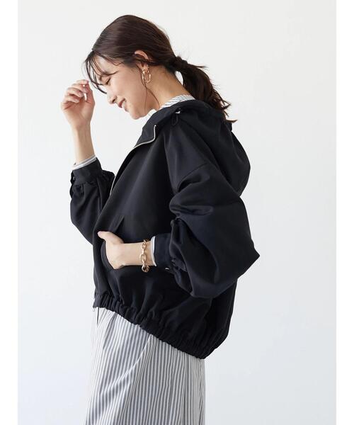 CRAFT STANDARD BOUTIQUE（クラフトスタンダードブティック）の「ボリュームギャザーフードジャケット　＊（マウンテンパーカー・レディース・ブラック/ベージュ/ライトカーキ・FREE）」の9枚目の写真