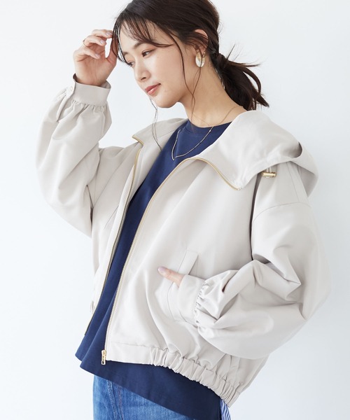 CRAFT STANDARD BOUTIQUE（クラフトスタンダードブティック）の「ボリュームギャザーフードジャケット　＊（マウンテンパーカー・レディース・ブラック/ベージュ/ライトカーキ・FREE）」の2枚目の写真