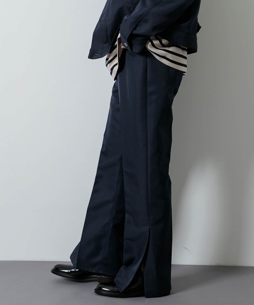 SENSE OF PLACE by URBAN RESEARCH（センスオブプレイスバイアーバンリサーチ）の「『わたべ×SOP』センタープレススリットパンツ（スラックス・メンズ・ライトベージュ/グリーン/ネイビー/ブラック・LARGE/MEDIUM）」の4枚目の写真