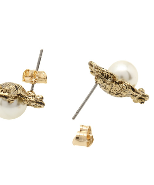 OUTLET（アウトレット）の「【Ciaopanic】ビーズ付花ピアス（ピアス（両耳用）・レディース・アイボリー/ネイビー/ピンク・FREE）」の5枚目の写真