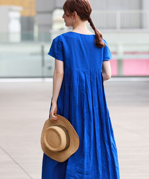 Ray BEAMS（レイビームス）の「Ray BEAMS / 麻 バック タック キーネック ワンピース（ワンピース・レディース・ブラック/ブルー/グリーン・ONE SIZE）」の20枚目の写真