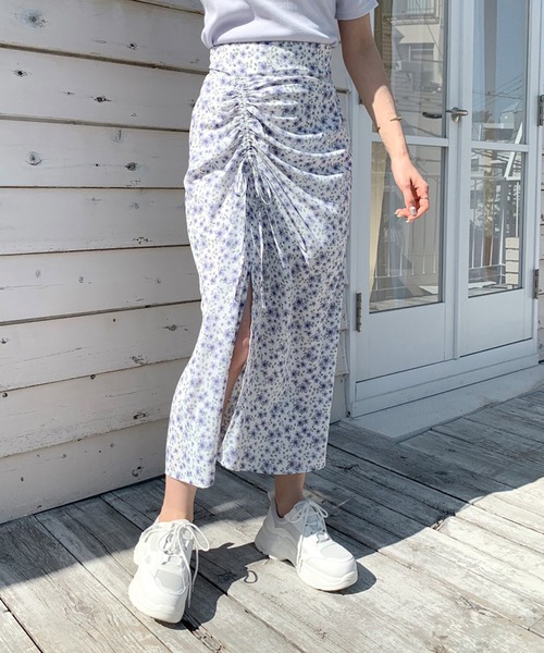 OLIVE des OLIVE（オリーブデオリーブ）の「ドロストドレープナロースカート（スカート・レディース・オフホワイト/アイボリー/ブラック/ブルー・FREE）」の17枚目の写真