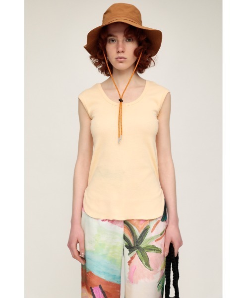 SLY（スライ）の「BACK U/N COLOR TANK バック Uネック カラー タンクトップ（タンクトップ・レディース・ホワイト/ブラック/ブラウン/レッド/オレンジ系その他・FREE）」の22枚目の写真