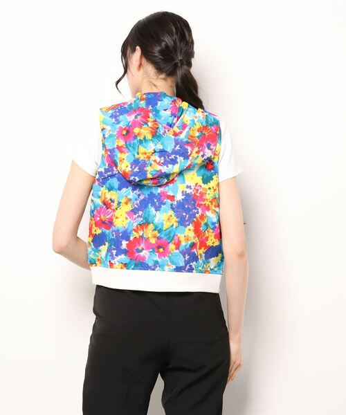 rienda suelta(リエンダスエルタ)の「/rienda suelta/SUMMER FLOWER1パーカーベスト ゴルフウエア(ベスト・レディース・レッド/ピンク・SMALL/MEDIUM)」の4枚目の写真