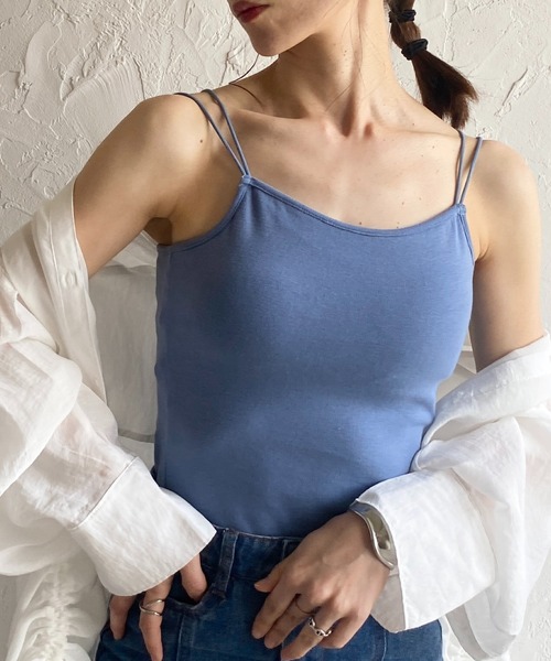 She's Closet（シーズクローゼット）の「カップ付きダブルストラップブラキャミソール（キャミソール・レディース・アイボリー/ブラック/モカ/ラベンダー/ブルー/テラコッタ/グリーン/サンドベージュ/チャコール/セージグリーン/グレイッシュブルー/オフホワイト/サーモンピンク・FREE）」の10枚目の写真