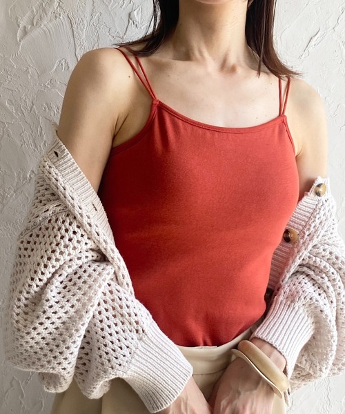 She's Closet（シーズクローゼット）の「カップ付きダブルストラップブラキャミソール（キャミソール・レディース・アイボリー/ブラック/モカ/ラベンダー/ブルー/テラコッタ/グリーン/サンドベージュ/チャコール/セージグリーン/グレイッシュブルー/オフホワイト/サーモンピンク・FREE）」の6枚目の写真