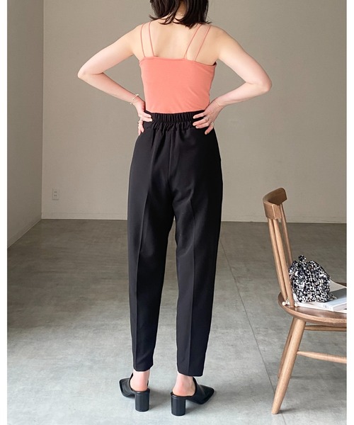 She's Closet（シーズクローゼット）の「カップ付きダブルストラップブラキャミソール（キャミソール・レディース・アイボリー/ブラック/モカ/ラベンダー/ブルー/テラコッタ/グリーン/サンドベージュ/チャコール/セージグリーン/グレイッシュブルー/オフホワイト/サーモンピンク・FREE）」の19枚目の写真