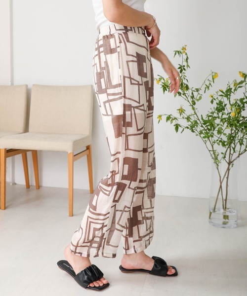 Bou Jeloud（ブージュルード）の「【WEB限定】幾何学柄ストレートパンツ（その他パンツ・レディース・ブラック/ブラウン/オフホワイト・FREE）」の16枚目の写真