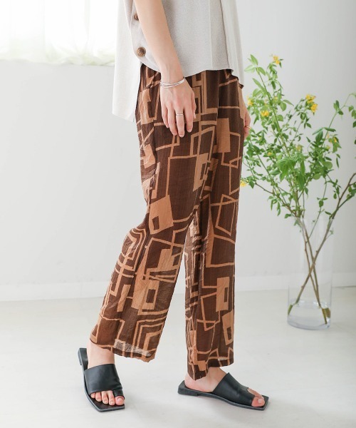Bou Jeloud（ブージュルード）の「【WEB限定】幾何学柄ストレートパンツ（その他パンツ・レディース・ブラック/ブラウン/オフホワイト・FREE）」の4枚目の写真