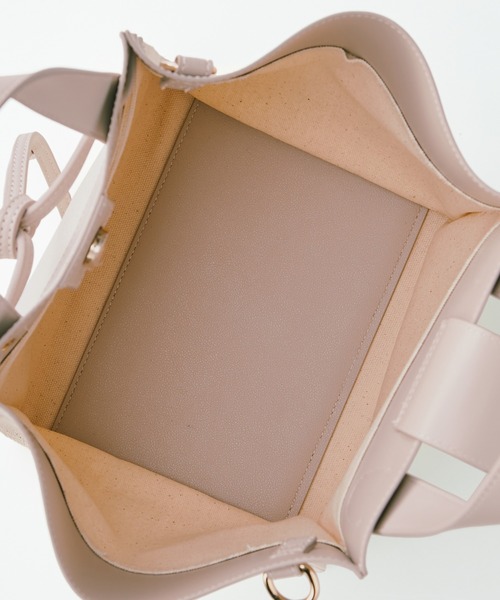 GeeRA（ジーラ）の「切替デザイン軽量マルチWAYバッグ（ハンドバッグ・レディース・ブラック/サンドグレー・FREE）」の12枚目の写真