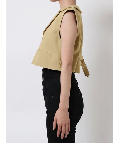 EMODA(エモダ)の「スーツベストタンクトップ(テーラードジャケット・レディース・ブラック/イエロー/グレー・FREE)」の13枚目の写真