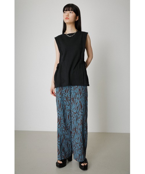 AZUL by moussy（アズールバイマウジー）の「SIDE RIBBON TANK TOP/サイドリボンタンクトップ（タンクトップ・レディース・ブラック/ホワイト/ライトカーキ・SMALL/MEDIUM）」の17枚目の写真
