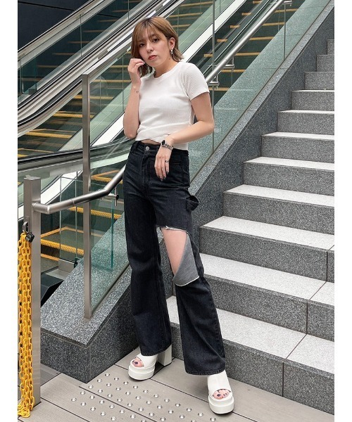 ENVYM（アンビー）の「ダメージペインターＰＴ（デニムパンツ・レディース・ブラック/ブルー・S/M）」の9枚目の写真