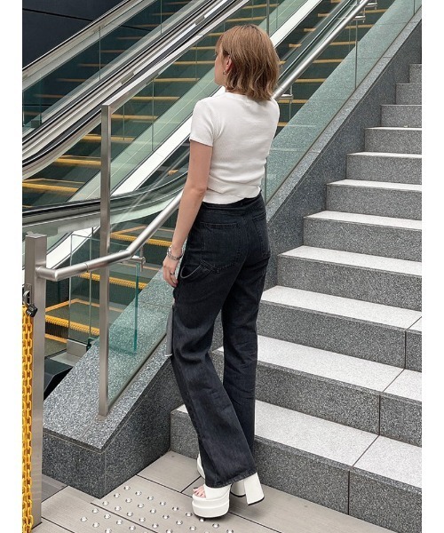 ENVYM（アンビー）の「ダメージペインターＰＴ（デニムパンツ・レディース・ブラック/ブルー・S/M）」の10枚目の写真