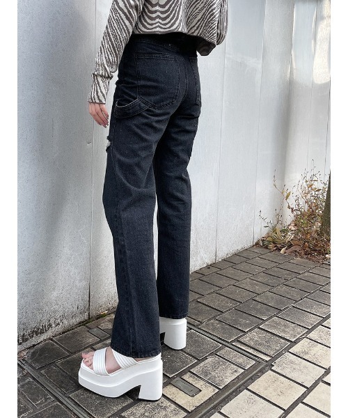 ENVYM（アンビー）の「ダメージペインターＰＴ（デニムパンツ・レディース・ブラック/ブルー・S/M）」の15枚目の写真