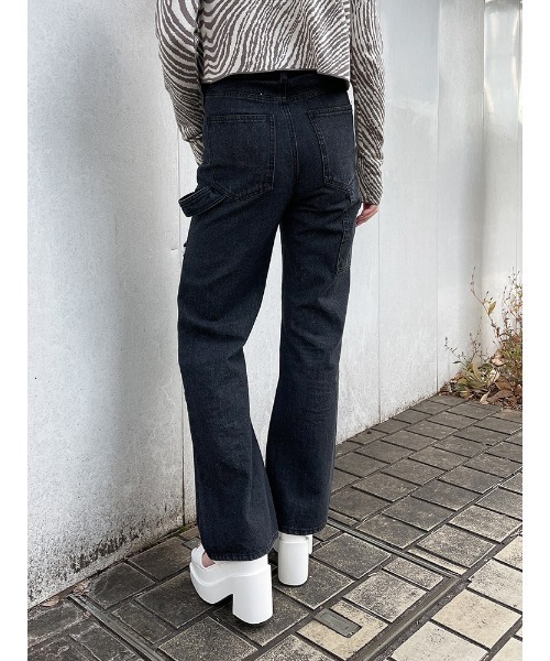 ENVYM（アンビー）の「ダメージペインターＰＴ（デニムパンツ・レディース・ブラック/ブルー・S/M）」の16枚目の写真