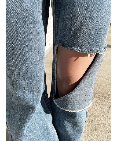 ENVYM（アンビー）の「ダメージペインターＰＴ（デニムパンツ・レディース・ブラック/ブルー・S/M）」の22枚目の写真