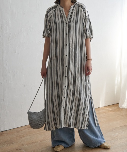 LBC（エルビーシー）の「ストライプガウンワンピース（シャツワンピース・レディース・ブラック/エンジ・M/L）」の2枚目の写真