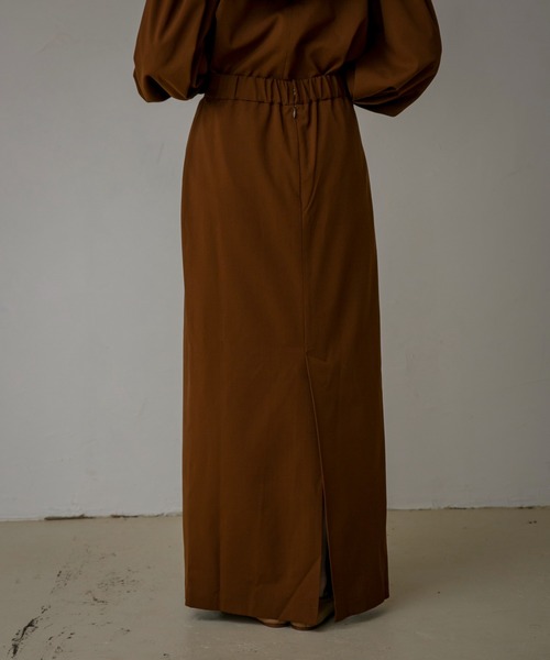 PERNA（ペルナ）の「ペンシルロングスカート (セットアップ対応）（スカート・レディース・ダークグレー/ブラウン/ブラック・M/L）」の14枚目の写真