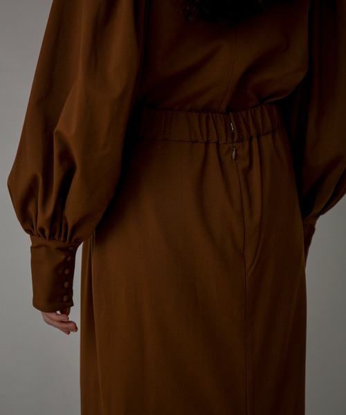 PERNA（ペルナ）の「ペンシルロングスカート (セットアップ対応）（スカート・レディース・ダークグレー/ブラウン/ブラック・M/L）」の4枚目の写真