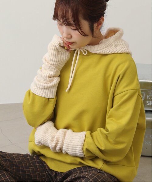 RAY CASSIN(レイカズン)の「ニットアームウォーマー(アームカバー・レディース・キナリ/スミクロ/グレイッシュベージュ/ライトカーキ・FREE)」の17枚目の写真