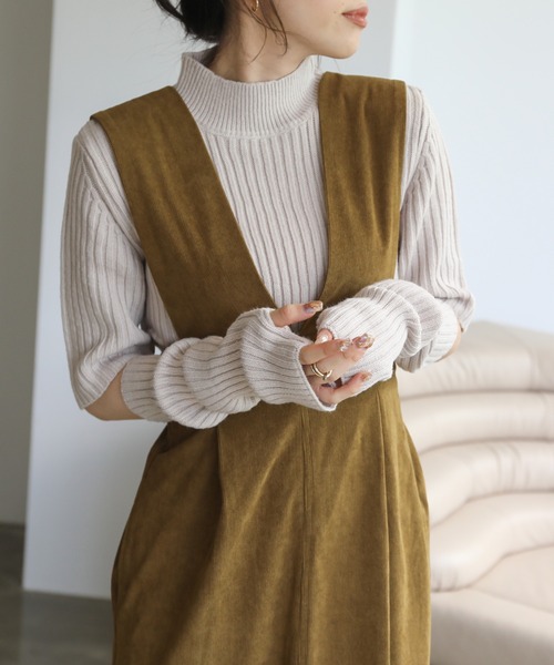 RAY CASSIN(レイカズン)の「ニットアームウォーマー(アームカバー・レディース・キナリ/スミクロ/グレイッシュベージュ/ライトカーキ・FREE)」の18枚目の写真