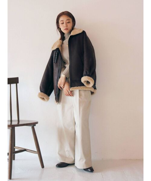 Ungrid（アングリッド）の「ハイウエストワイドパンツ（その他パンツ・レディース・アイボリー/カーキ・SMALL/MEDIUM）」の17枚目の写真