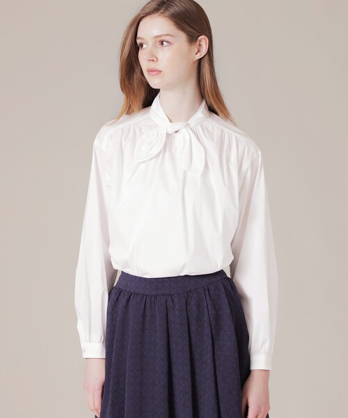 MACKINTOSH LONDON(マッキントッシュ ロンドン)の「フィルコットンナイロンボウタイブラウス(シャツ/ブラウス・レディース・オフホワイト/チャコールグレー/ピンク系その他2・38)」の2枚目の写真