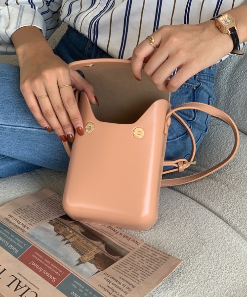 ECLIN（エクラン）の「スクエアミニショルダーバッグ（ショルダーバッグ・レディース・ホワイト系その他/ブラック/ブラウン/ベージュ・FREE）」の22枚目の写真