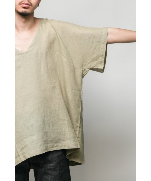 Badhiya（バディ―ヤ）の「Vneck pullover-linen（Tシャツ/カットソー・メンズ・ブラック/グリーン・FREE）」の4枚目の写真