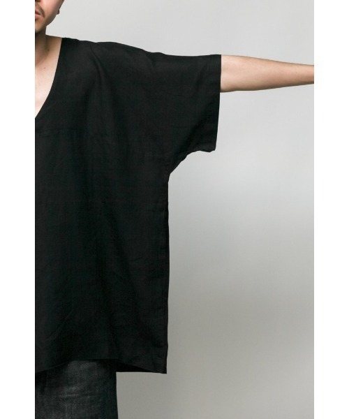 Badhiya（バディ―ヤ）の「Vneck pullover-linen（Tシャツ/カットソー・メンズ・ブラック/グリーン・FREE）」の12枚目の写真