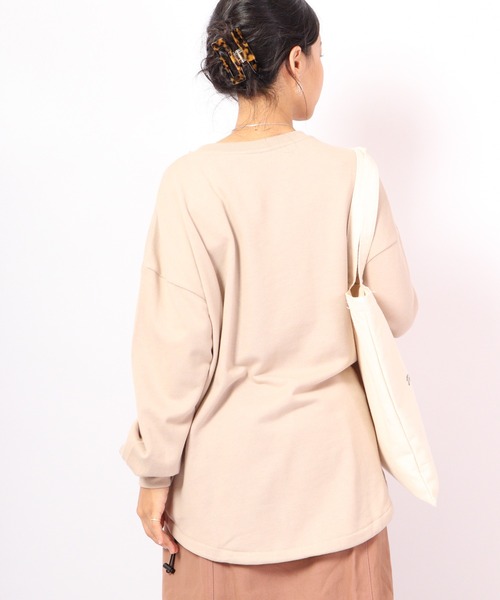 Quelle Chance(ケルシャンス)の「Quelle chance ワンポイント刺繍スケボーネコプルオーバー(Tシャツ/カットソー・レディース・ネイビー/ベージュ/グリーン/アイボリー系・M/L)」の9枚目の写真