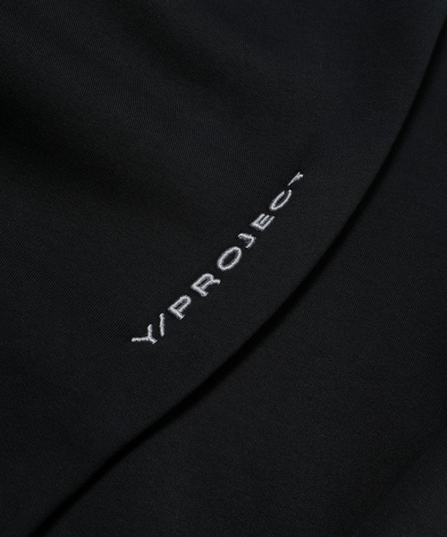 Y/Project（ワイプロジェクト）の「PINCHED LOGO SWEATSHIRT（スウェット・メンズ・ネイビー/サーモンピンク・XS/S/M/L/XL）」の4枚目の写真