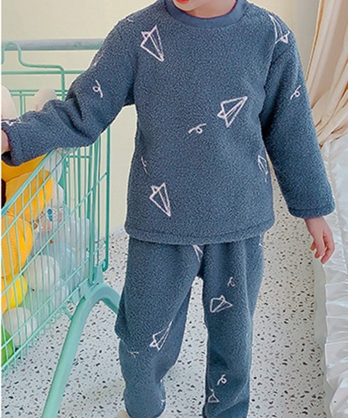 DAY CLOSET（デイ クローゼット）の「キッズ 長袖もこもこファンシーフリースルームウェア 上下セットアップ 冬 裏起毛（ルームウェア/パジャマ・キッズ・ブラウン/ブルー/グリーン/ピンク・110cm/120cm/160cm/130cm/150cm/140cm）」の4枚目の写真