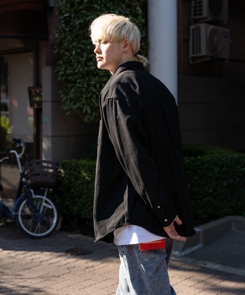 （What it isNt）ART BY MARKGONZALES（ワットイットイズント）の「(what it isNT) ART BY MARK GONZALES / オーバーサイズ ボタンダウン コットンシャツ（シャツ/ブラウス・メンズ・ブラック/ワンウォッシュ・M/L/XL）」の10枚目の写真