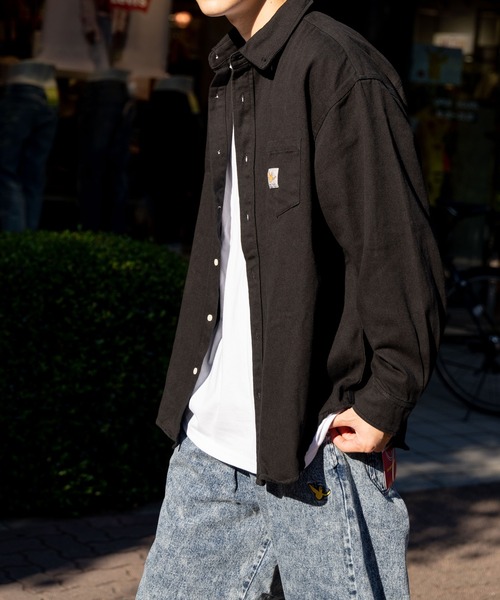 （What it isNt）ART BY MARKGONZALES（ワットイットイズント）の「(what it isNT) ART BY MARK GONZALES / オーバーサイズ ボタンダウン コットンシャツ（シャツ/ブラウス・メンズ・ブラック/ワンウォッシュ・M/L/XL）」の9枚目の写真