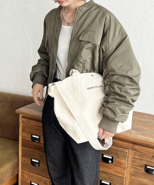 LIAN(リアン)の「2WAYキャンバスショルダーバッグ(ショルダーバッグ・レディース・オフホワイト/ブラック・FREE)」の10枚目の写真