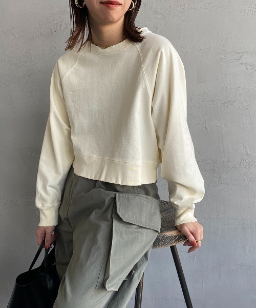 JEANS FACTORY Clothes（ジーンズファクトリークローズ）の「[Jeans Factory Clothes/ジーンズファクトリークローズ] ピグメント加工ダメージＴシャツ（Tシャツ/カットソー・レディース・ブルー/アイボリー/ブラック/ピンク/グレー・F）」の2枚目の写真